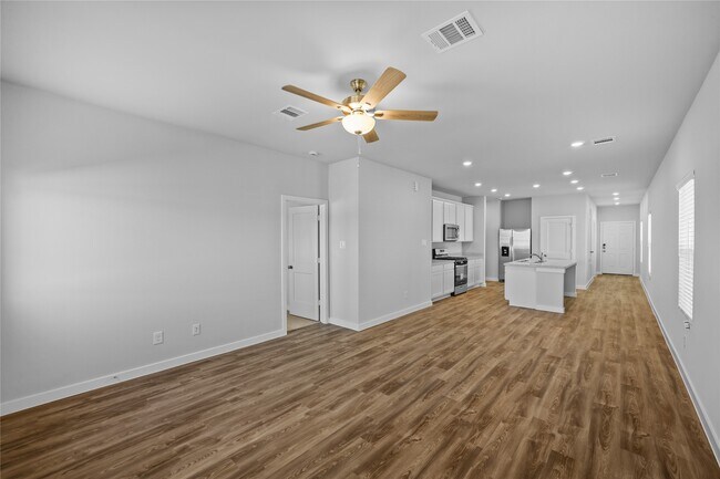 Building Photo - 17022 Pandora Wy