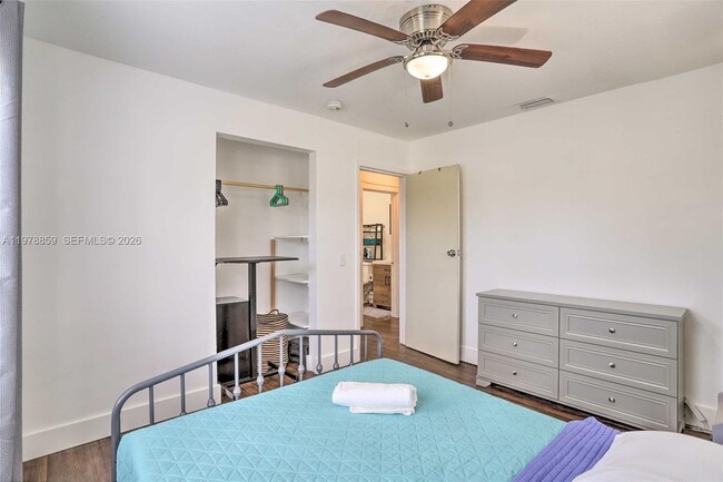 Building Photo - 1920 NW 47th St