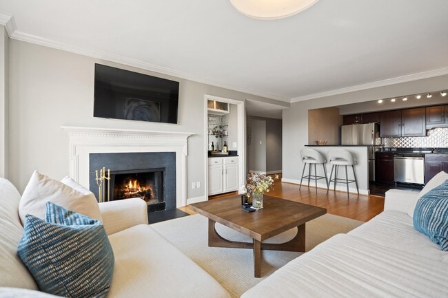 Building Photo - 1080 Wisconsin Ave NW