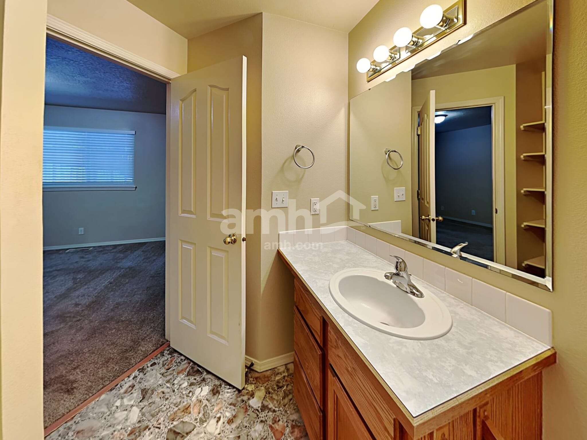 Building Photo - 37 Boardwalk Way