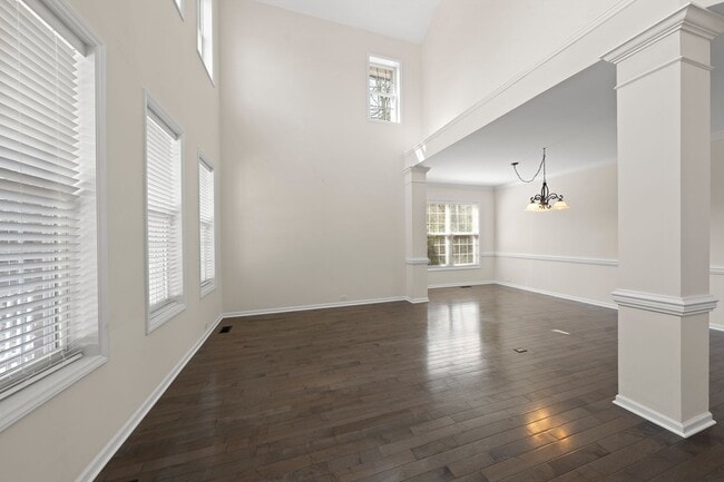 Building Photo - July Move-in, Cary Park!