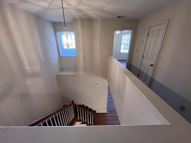 Building Photo - 4024 Palmetto Dr