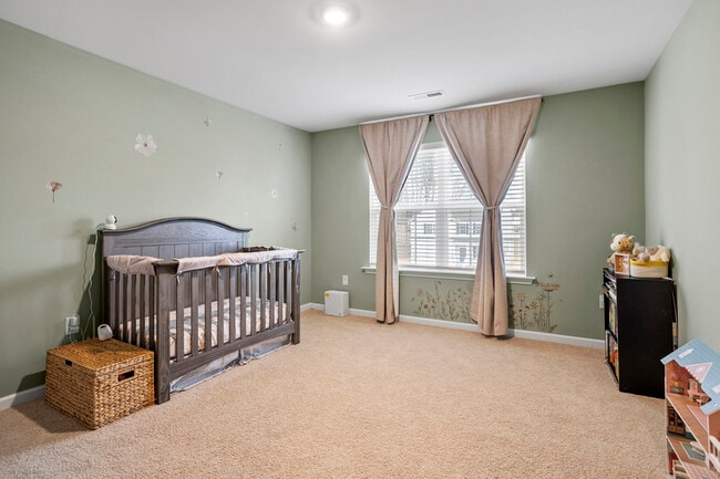 Building Photo - 68 Black Crk Dr