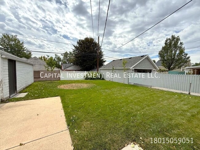 Building Photo - 1846 Garfield Ave