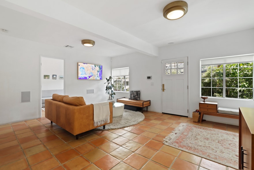 living room - 227 N Avenue 50