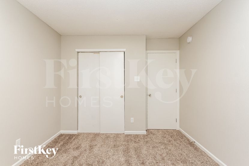 Building Photo - 5121 Flame Way