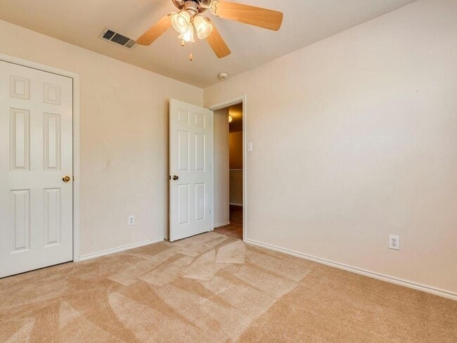 Building Photo - 6 Verde Ranch Loop