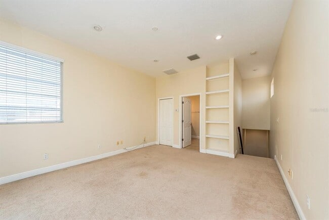 Building Photo - 10639 Hatteras Dr