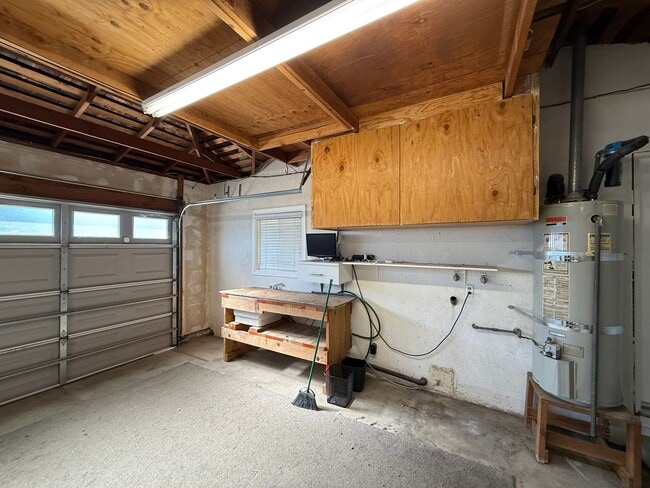 Building Photo - Updated 3-bedroom single story in Oakdale!