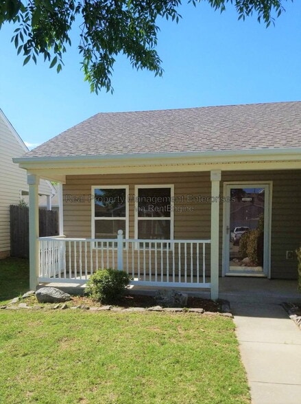 Building Photo - 5520 Del Creek Rd