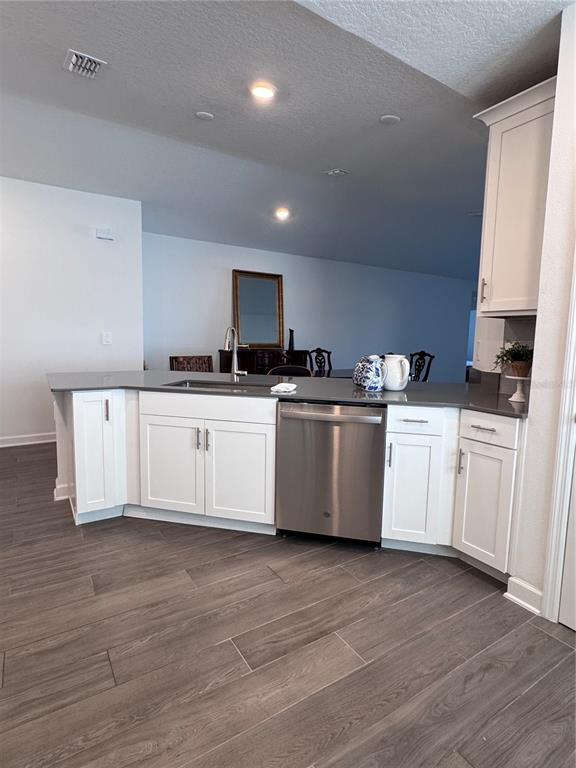 Building Photo - 5653 Wood Bridge Pl