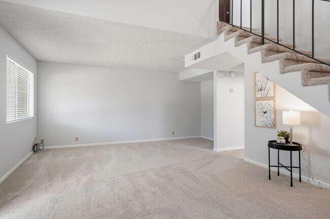 Building Photo - 7235 Cinnamon Cir