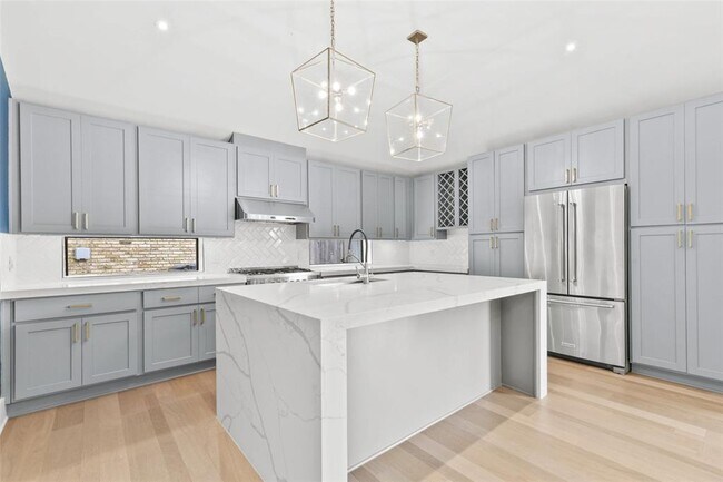 Building Photo - 2703 Tannehill Dr