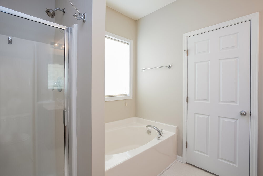 Building Photo - 200 Willowbrook Cir