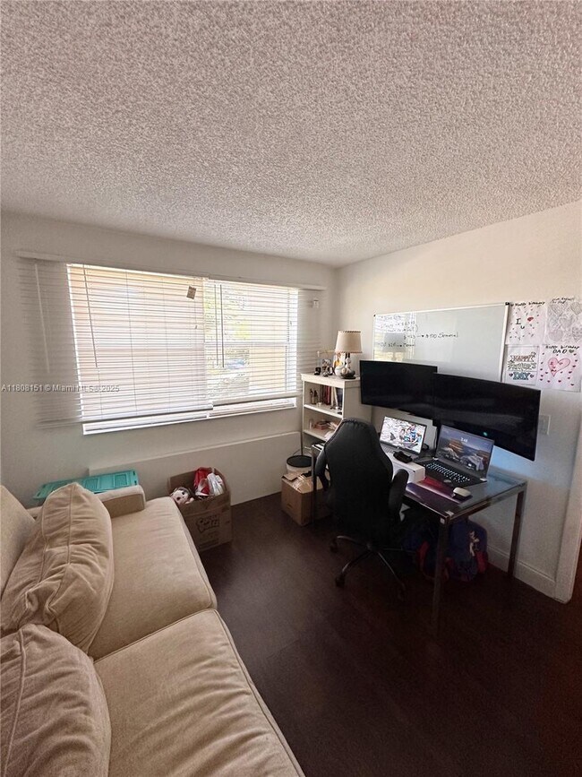 Building Photo - 8801 Wiles Rd