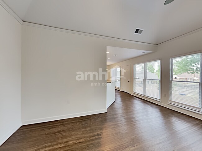 Building Photo - 1838 Oak Springs Dr