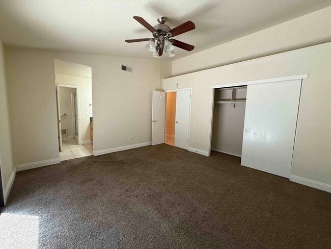 Building Photo - 3 Bed Antelope Home Close to Schools
