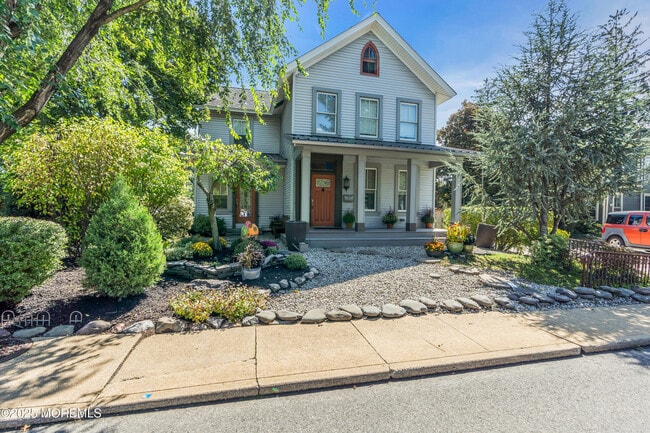 Building Photo - 146 Rumson Rd