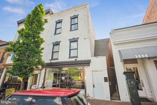 Building Photo - 1432 Wisconsin Ave NW