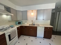 Building Photo - 415 N Dunn St