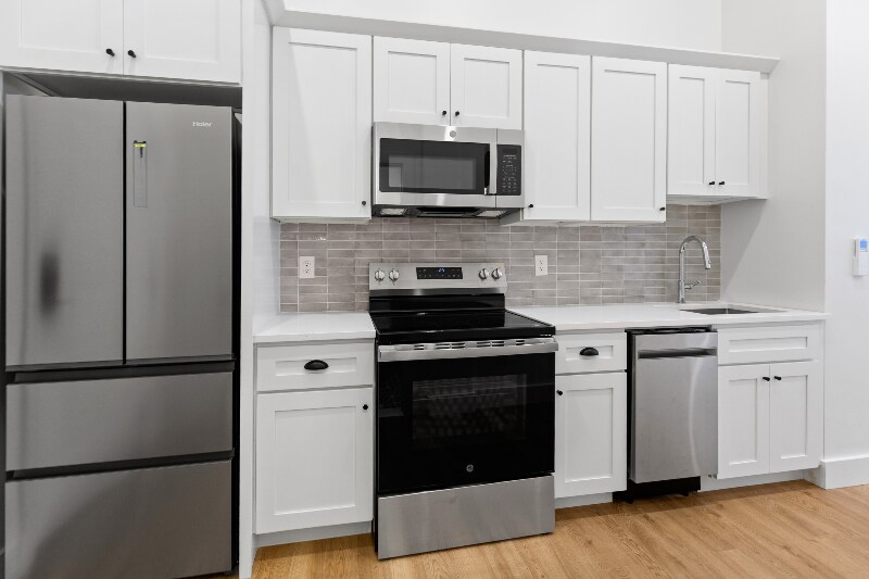 Building Photo - 101 Richmond St