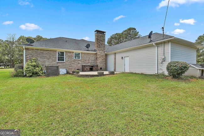 Building Photo - 620 Tri County Rd