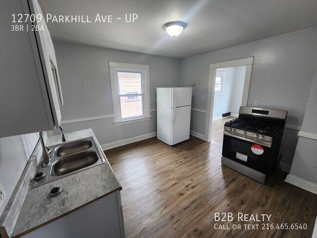 Building Photo - 12709 Parkhill Ave