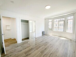 Building Photo - 525 Leavenworth St