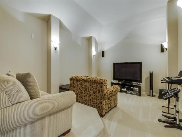 Building Photo - 4561 Ethridge Dr