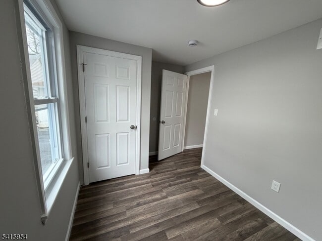 Building Photo - 37 Quaid St