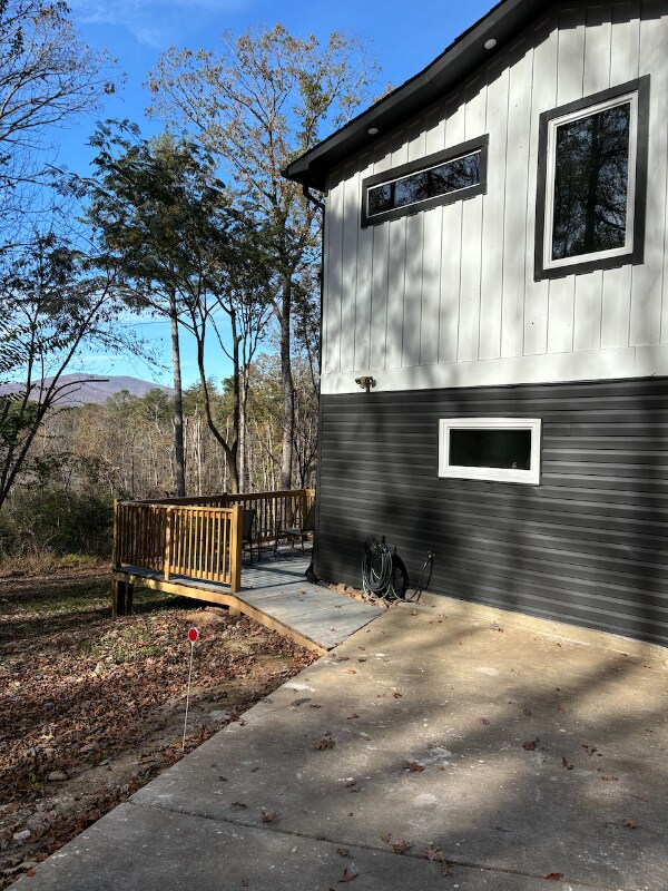 Building Photo - 361 Rising Star Rd