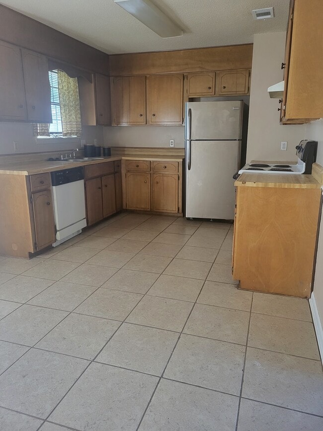 Building Photo - 286 Whitetail Cir