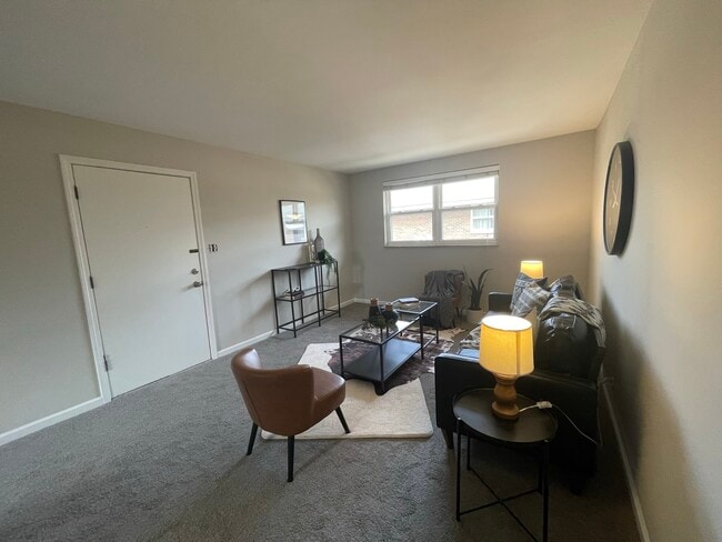 Building Photo - 1770 North Star Rd