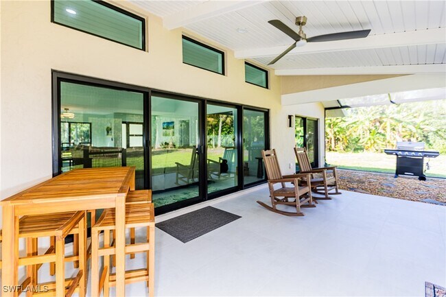 Building Photo - 3511 17th Ave SW