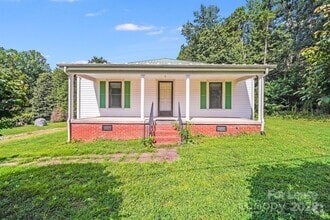 Building Photo - 5135 Tucker Ave