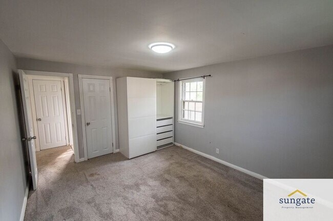 Building Photo - 7023 Deerfield Rd
