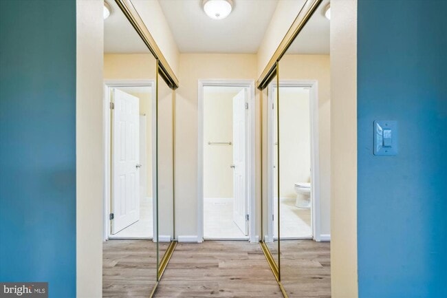 Building Photo - 2970 Schubert Dr