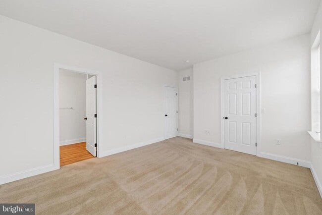 Building Photo - 712 Pony Ln