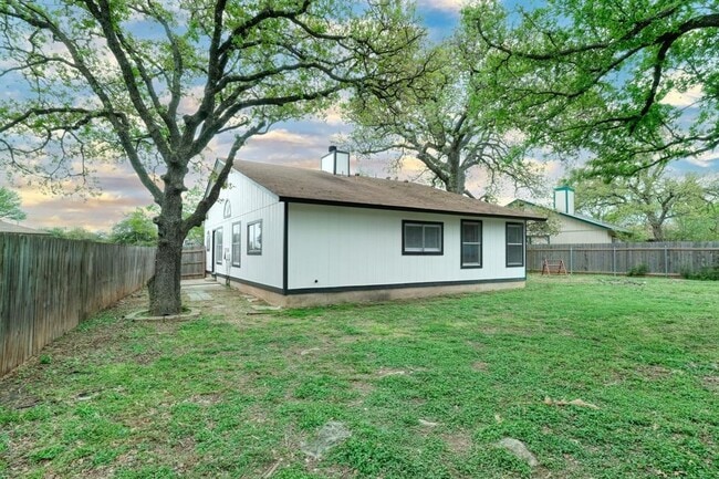 Building Photo - 1301 Black Cherry Dr