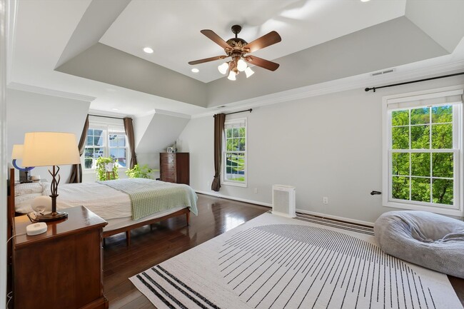 Building Photo - Stunning 4BR Home in Cascade Falls – Modern Upgrades & EV Ready!