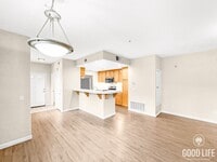 Building Photo - Beautiful 2Bd/2Ba Available In Sabre Springs