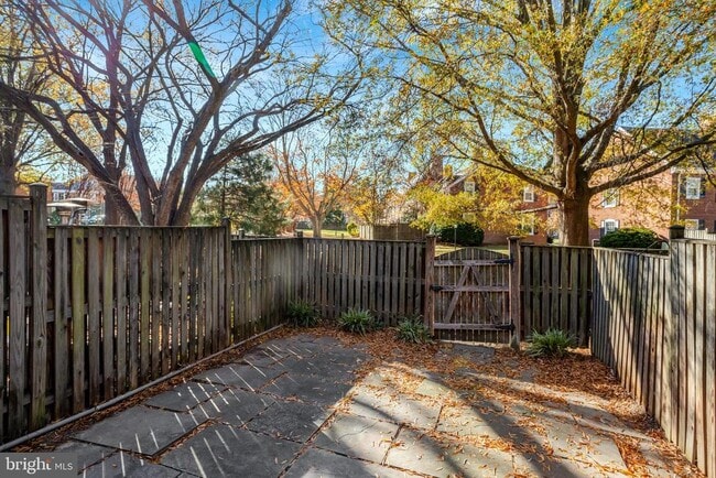 Building Photo - 4326 36th St S