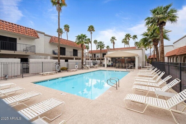 Building Photo - 16510 E Palisades Blvd