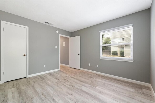 Building Photo - 8330 Fathom Cir