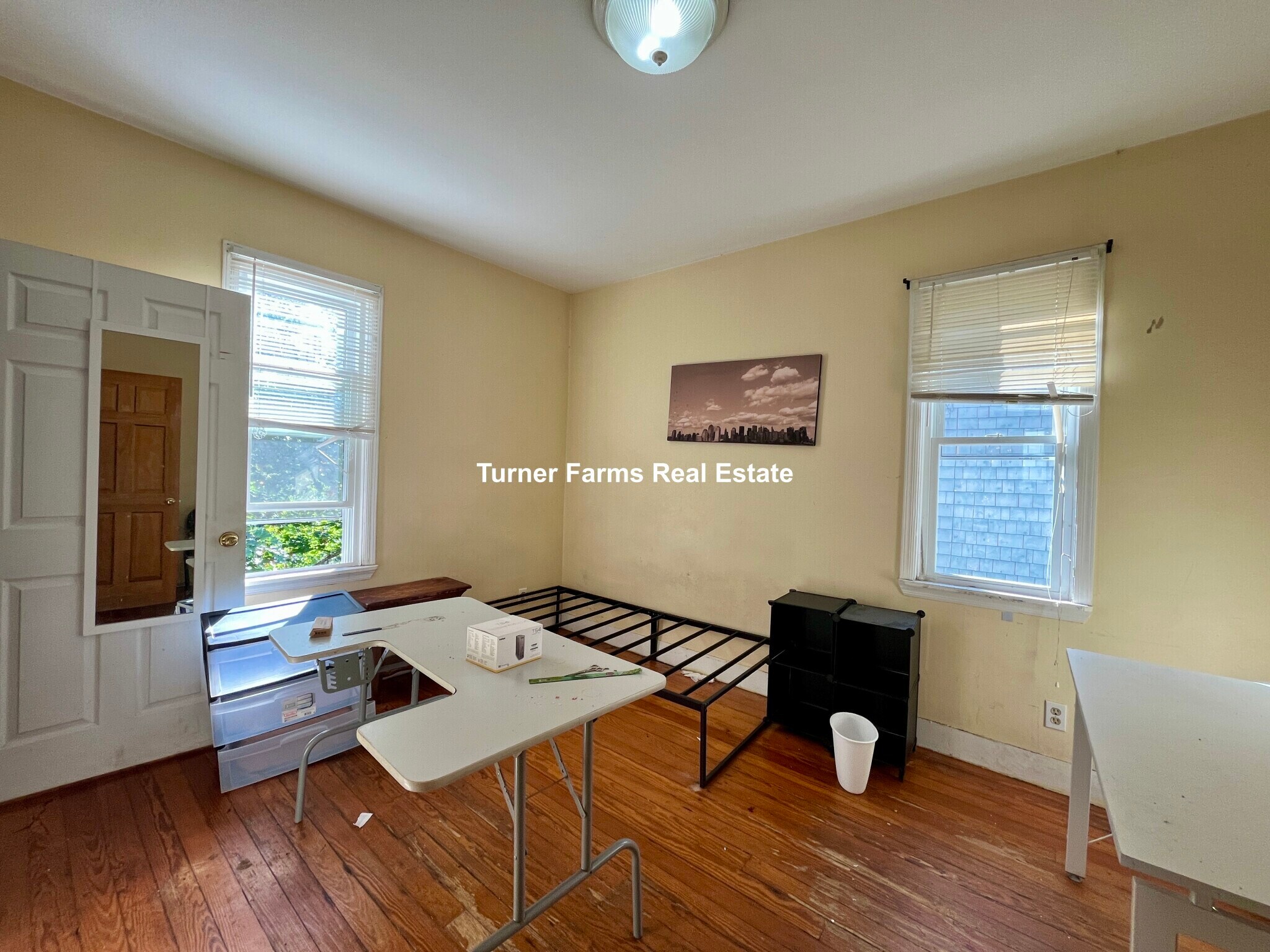 Building Photo - 49 Beech Glen St