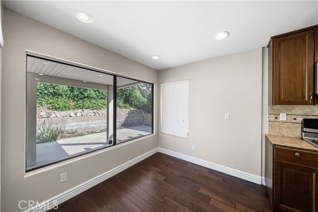 Building Photo - 6660 Kern Pl