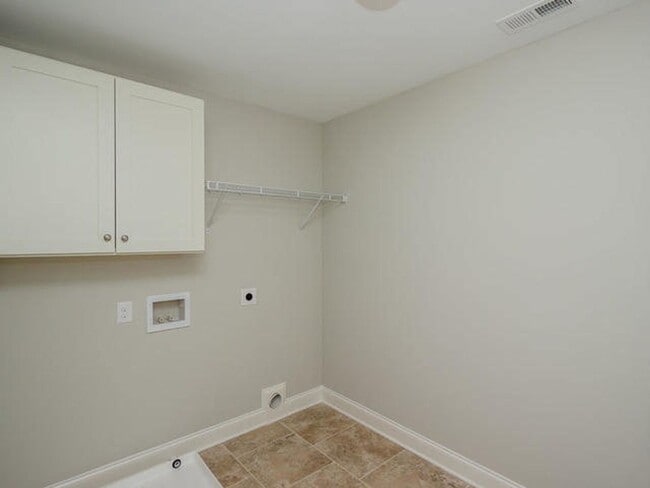 Building Photo - 4547 Willie Daniel Dr