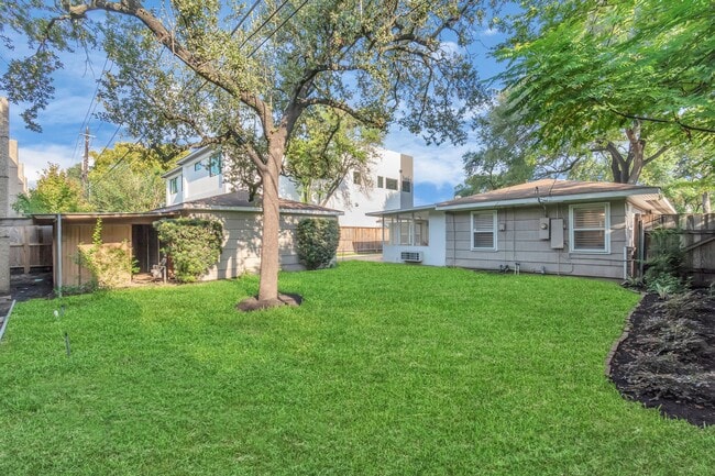 Building Photo - 4611 Merwin St