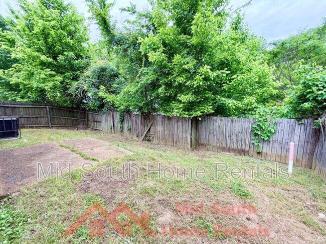 Building Photo - 3942 Chelsea Hill Dr