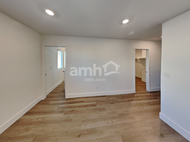 Building Photo - 5820 Fly Fisher St